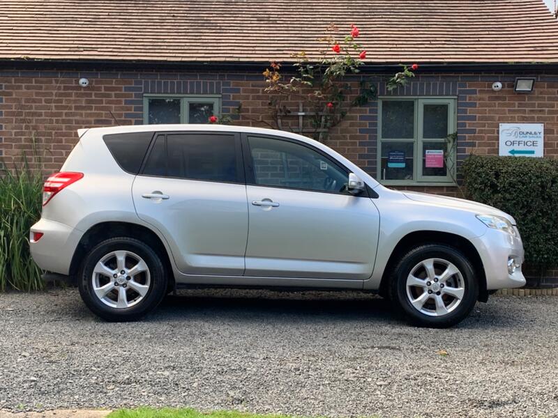 TOYOTA RAV4 2.2 D-4D XT-R 4WD Euro 5 5dr 2010