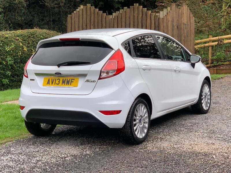 FORD FIESTA 1.0T EcoBoost Titanium Euro 5 ss 5dr 2013