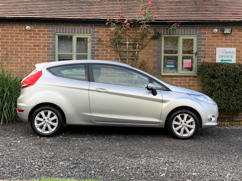 FORD FIESTA 1.25 Zetec 3dr 2009