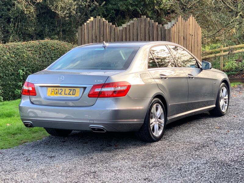 MERCEDES-BENZ E CLASS 2.1 E220 CDI BlueEfficiency Executive SE G-Tronic+ Euro 5 ss 4dr 2012