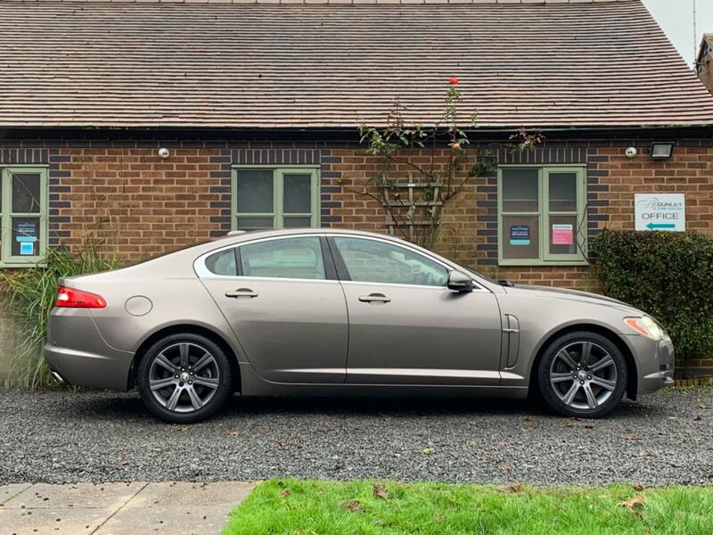 JAGUAR XF 3.0d V6 Luxury Auto Euro 5 4dr 2009