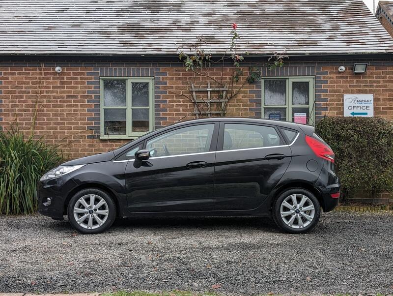 FORD FIESTA 1.25 Zetec 5dr 2010