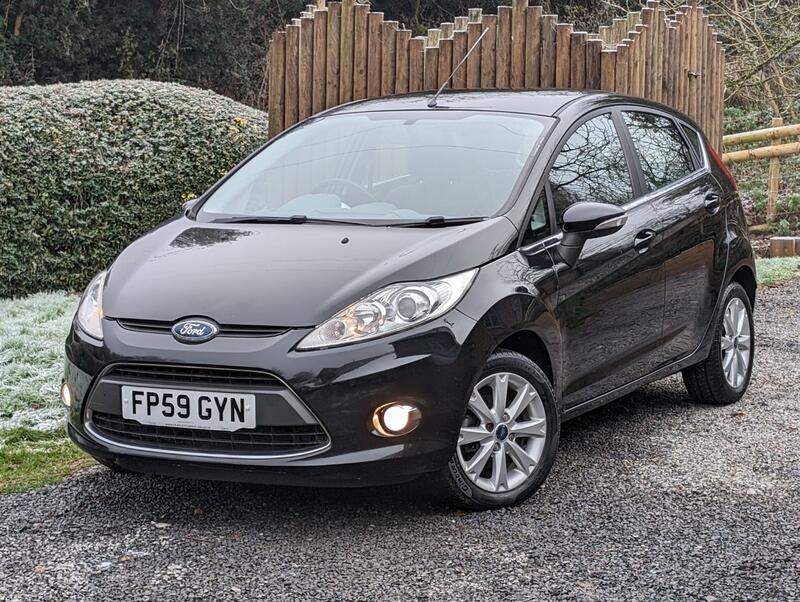 FORD FIESTA 1.25 Zetec 5dr 2010