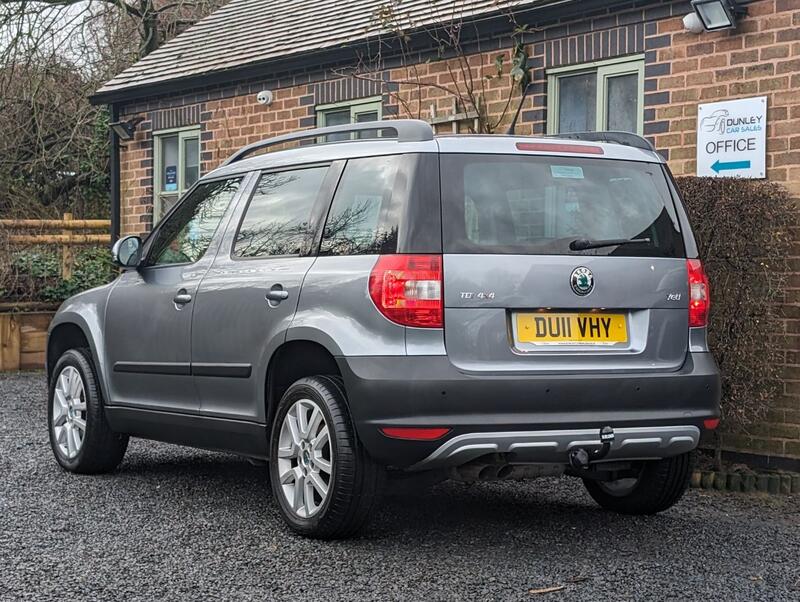 SKODA YETI 2.0 TDI Elegance 4WD Euro 5 5dr 2011