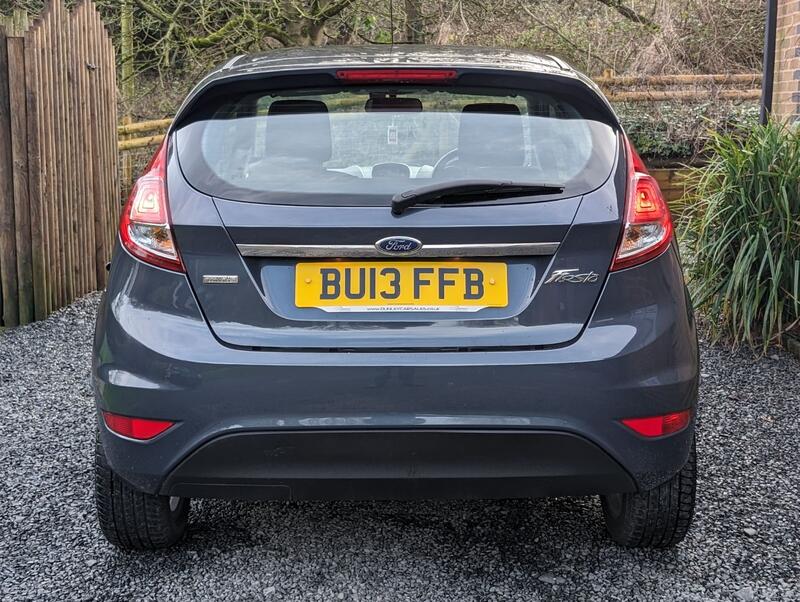 FORD FIESTA 1.0 Zetec Euro 5 (s/s) 3dr 2013