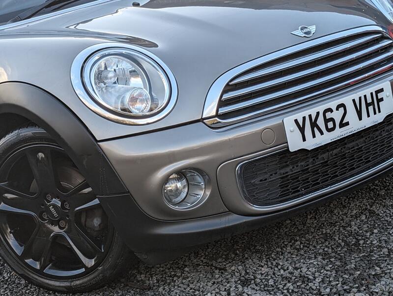 MINI CONVERTIBLE 1.6 Cooper D Euro 5 (s/s) 2dr 2012