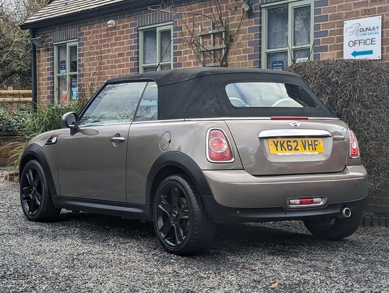 MINI CONVERTIBLE 1.6 Cooper D Euro 5 (s/s) 2dr 2012