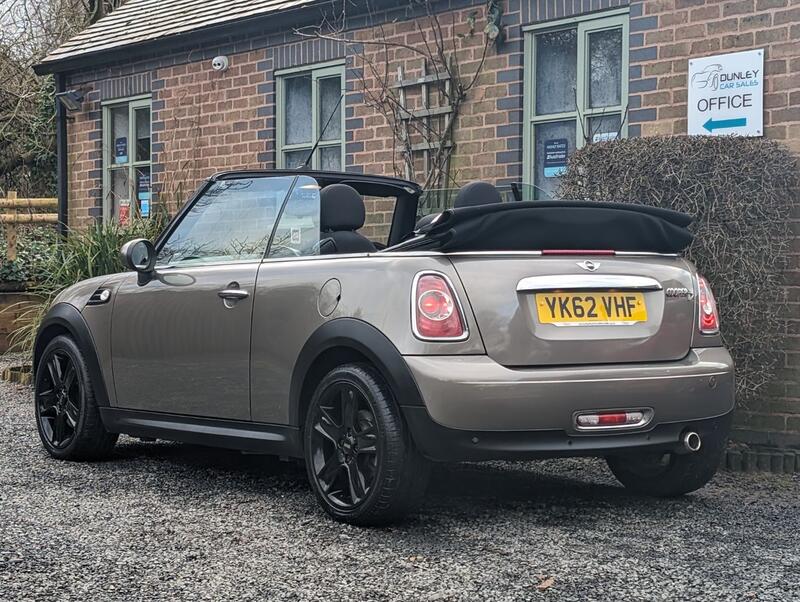 MINI CONVERTIBLE 1.6 Cooper D Euro 5 (s/s) 2dr 2012