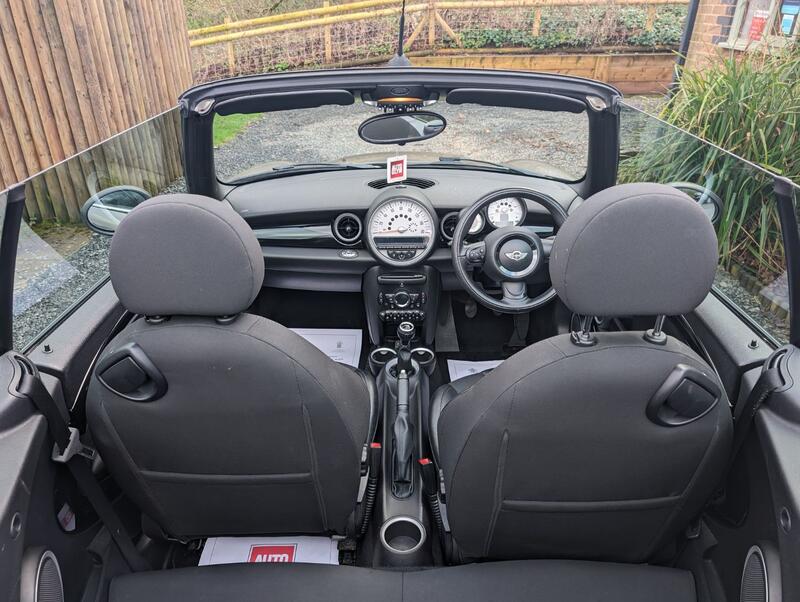 MINI CONVERTIBLE 1.6 Cooper D Euro 5 (s/s) 2dr 2012