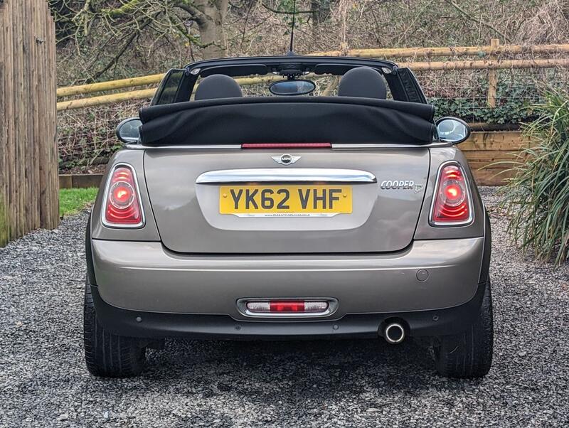 MINI CONVERTIBLE 1.6 Cooper D Euro 5 (s/s) 2dr 2012