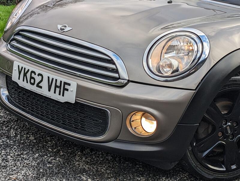 MINI CONVERTIBLE 1.6 Cooper D Euro 5 (s/s) 2dr 2012