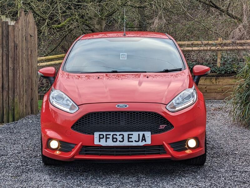 FORD FIESTA 1.6T EcoBoost ST-2 Euro 5 3dr 2013