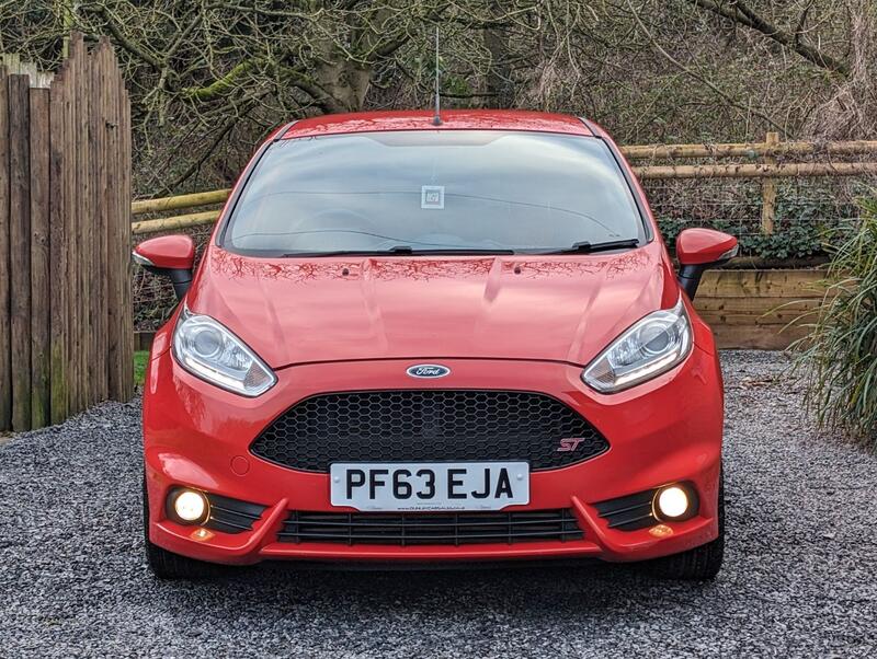 FORD FIESTA 1.6T EcoBoost ST-2 Euro 5 3dr 2013