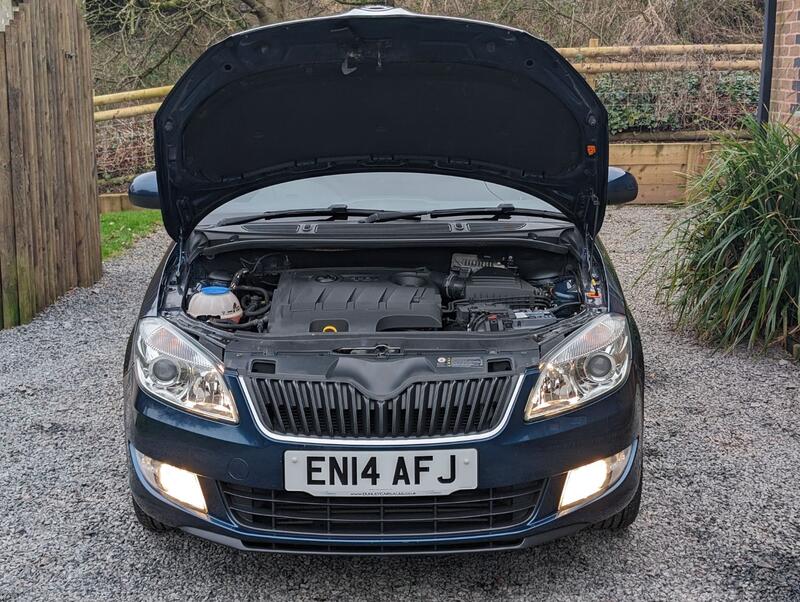 SKODA FABIA 1.6 TDI Elegance Euro 5 5dr 2014