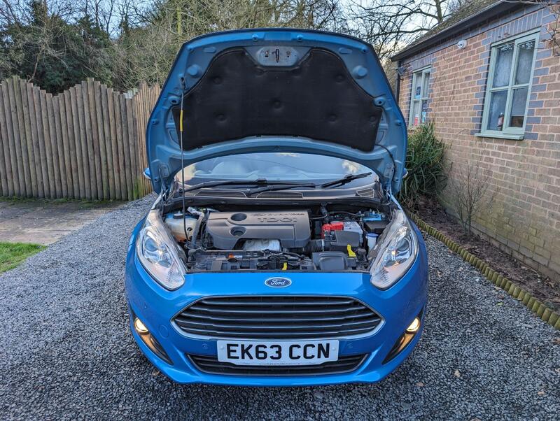 FORD FIESTA 1.5 TDCi Zetec Euro 5 5dr 2013