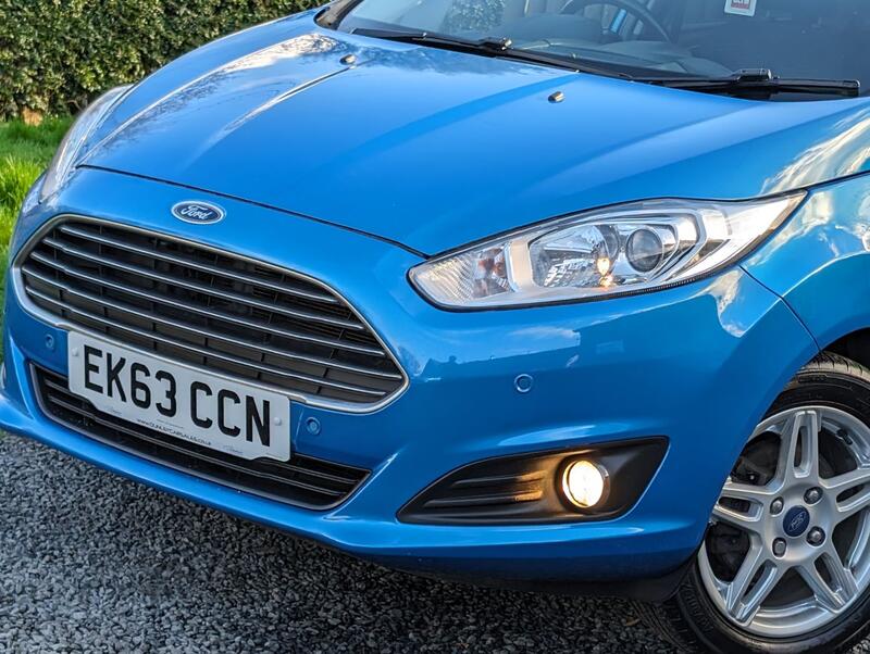 FORD FIESTA 1.5 TDCi Zetec Euro 5 5dr 2013