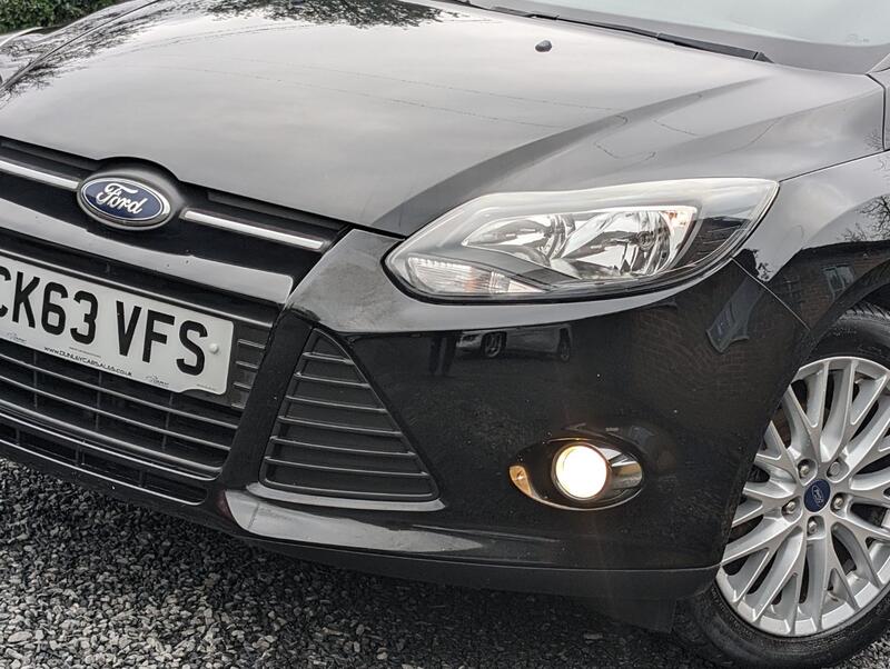 FORD FOCUS 1.0T EcoBoost Zetec Navigator Euro 5 (s/s) 5dr 2013