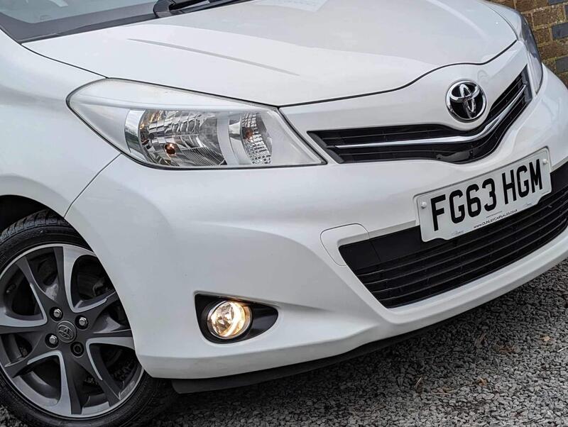 TOYOTA YARIS 1.33 Dual VVT-i Trend Euro 5 5dr 2013