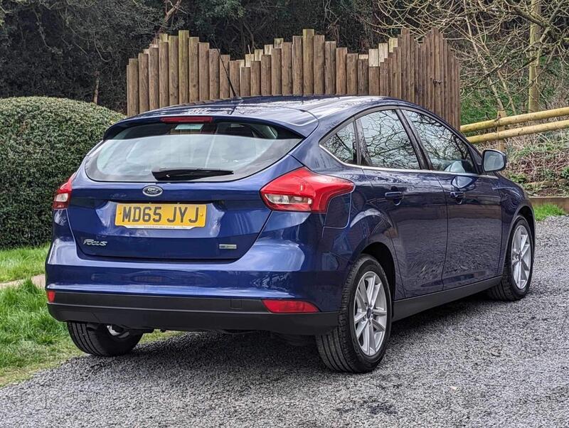 FORD FOCUS 1.0T EcoBoost Zetec Euro 6 (s/s) 5dr 2015