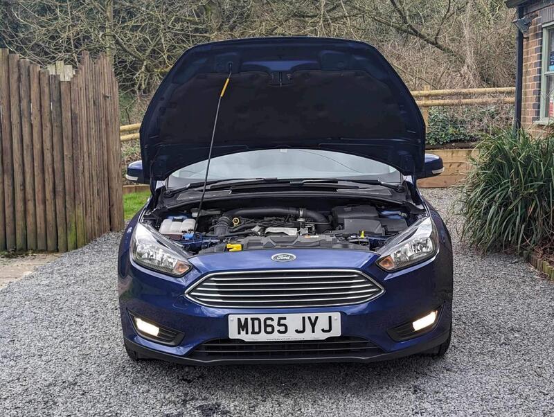 FORD FOCUS 1.0T EcoBoost Zetec Euro 6 (s/s) 5dr 2015