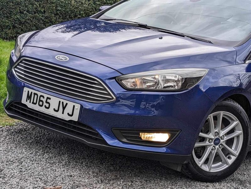 FORD FOCUS 1.0T EcoBoost Zetec Euro 6 (s/s) 5dr 2015