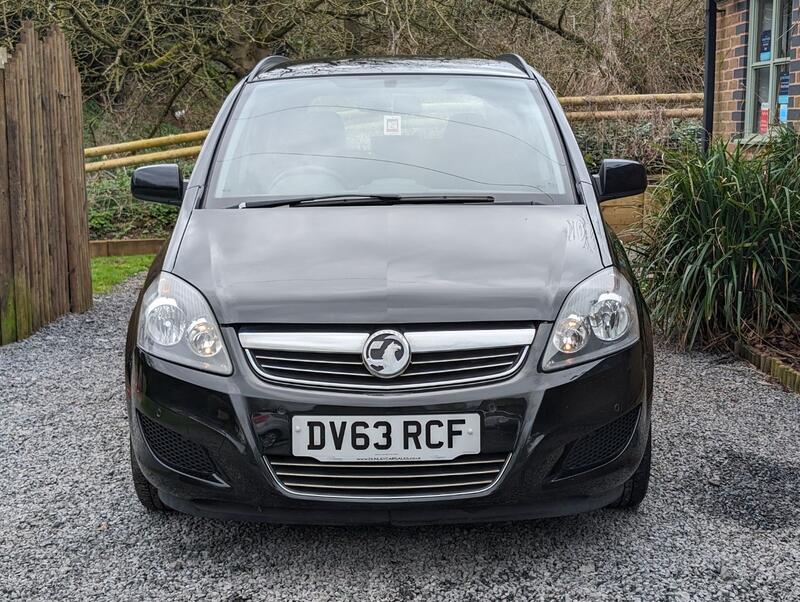 VAUXHALL ZAFIRA 1.6 16V Exclusiv Euro 5 5dr 2013