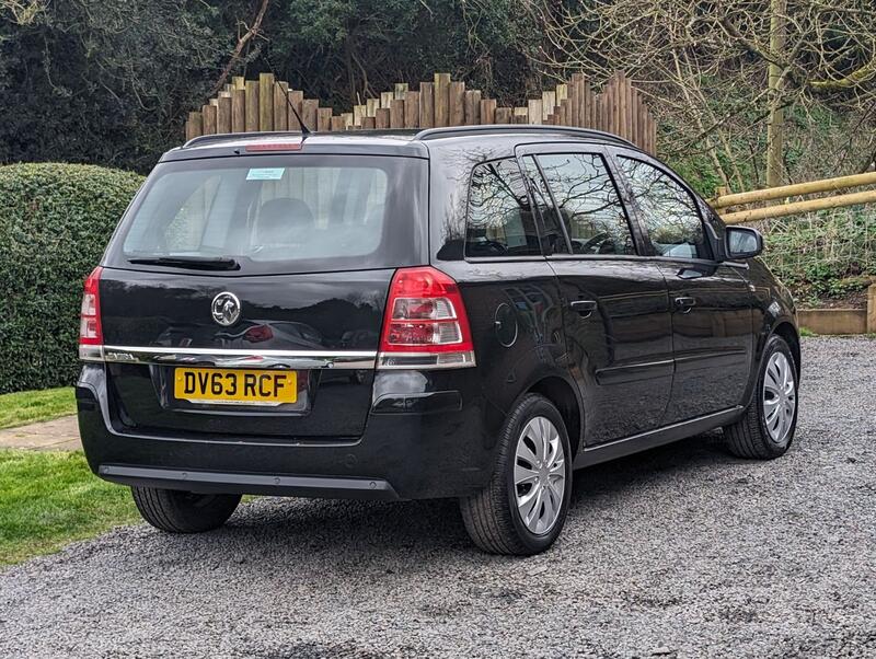 VAUXHALL ZAFIRA 1.6 16V Exclusiv Euro 5 5dr 2013