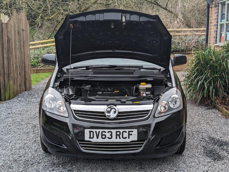 VAUXHALL ZAFIRA 1.6 16V Exclusiv Euro 5 5dr 2013