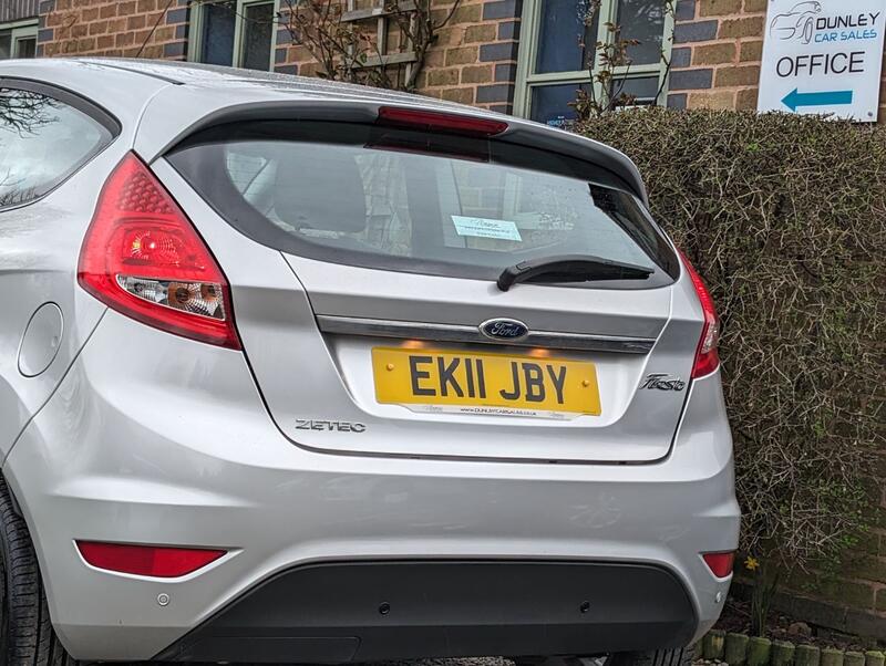 FORD FIESTA 1.4 Zetec 3dr 2011