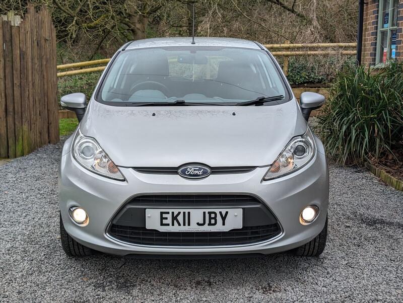 FORD FIESTA 1.4 Zetec 3dr 2011