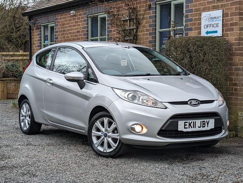 FORD FIESTA 1.4 Zetec 3dr 2011