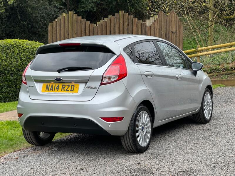 FORD FIESTA 1.0T EcoBoost Titanium Euro 5 (s/s) 5dr 2014