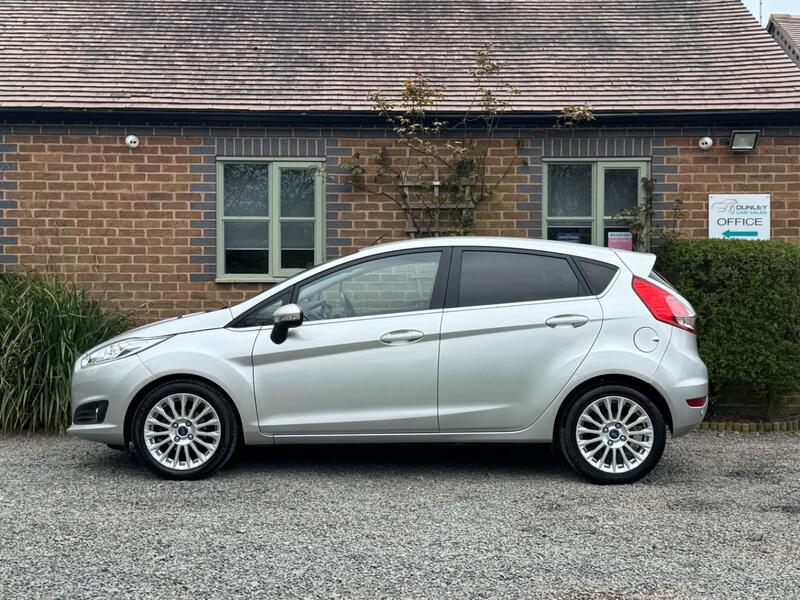 FORD FIESTA 1.0T EcoBoost Titanium Euro 5 (s/s) 5dr 2014