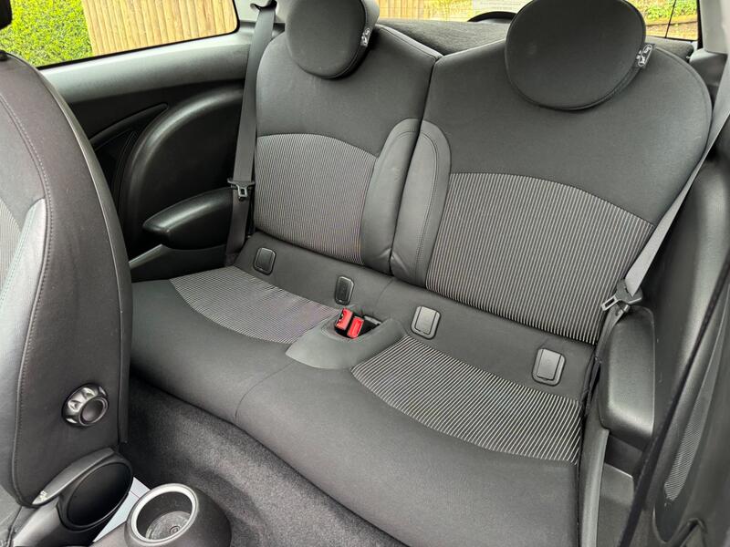MINI HATCH 1.6 Cooper S Euro 5 3dr 2009