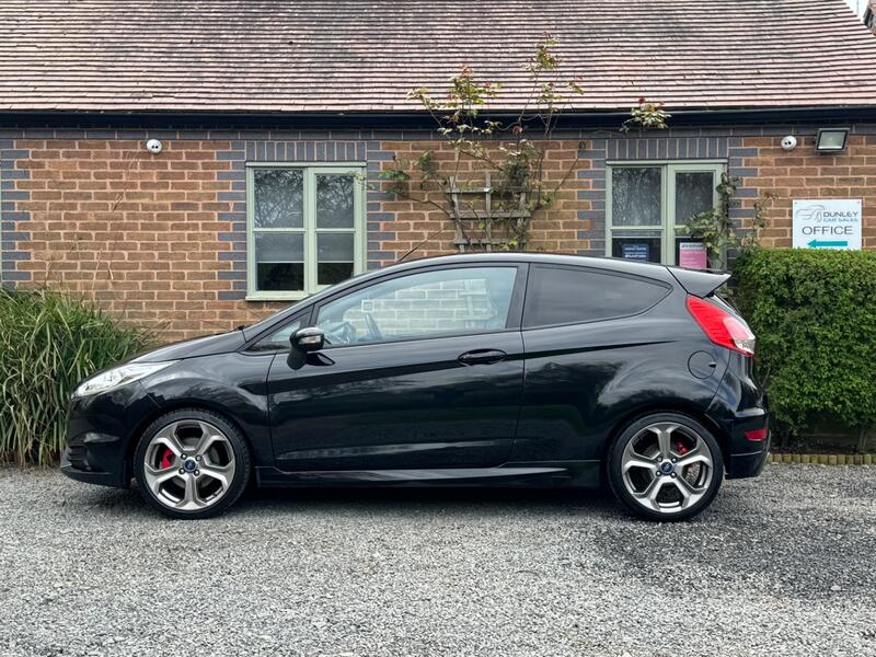 FORD FIESTA 1.6T EcoBoost ST-2 Euro 5 3dr 2013