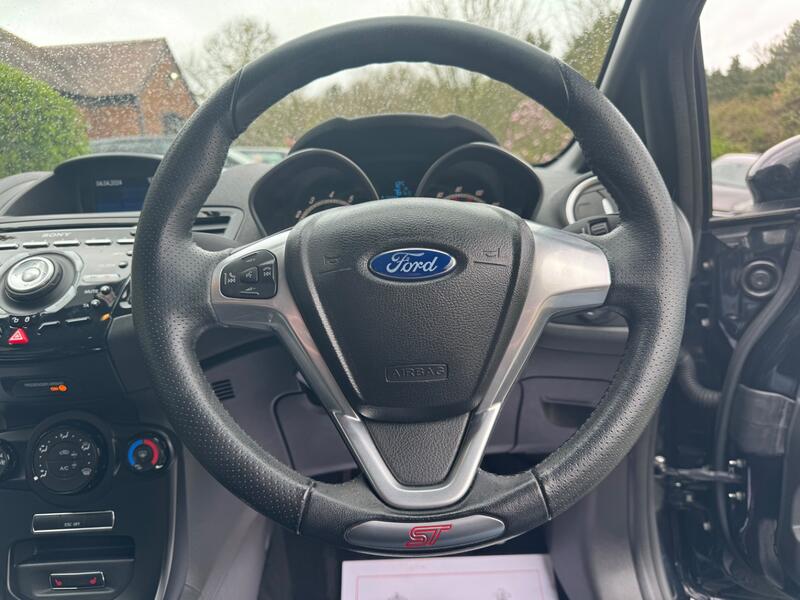 FORD FIESTA 1.6T EcoBoost ST-2 Euro 5 3dr 2013