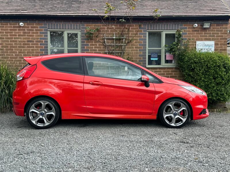FORD FIESTA 1.6T EcoBoost ST-2 Euro 5 3dr 2014
