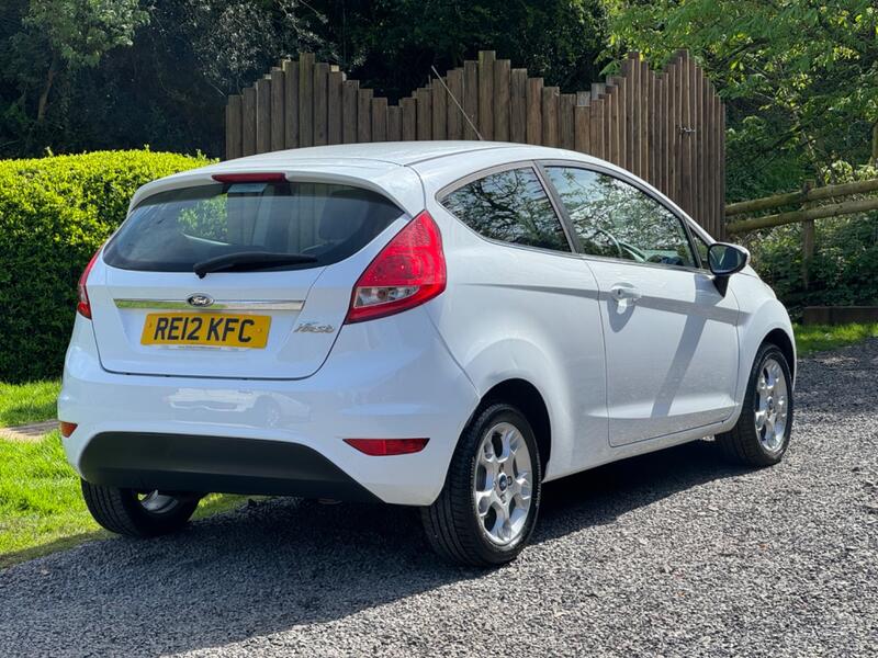 FORD FIESTA 1.25 Zetec 3dr 2012