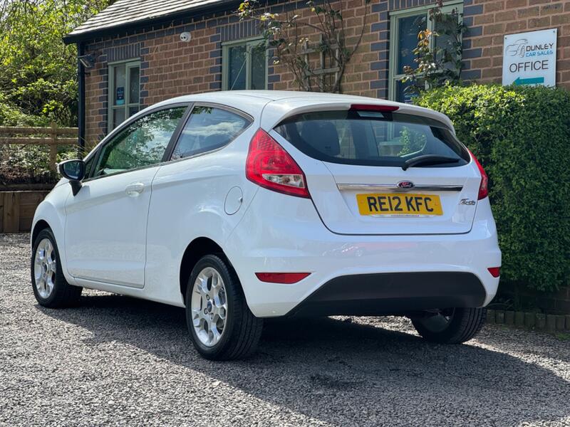 FORD FIESTA 1.25 Zetec 3dr 2012