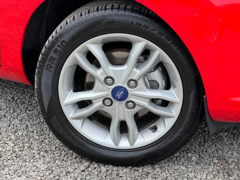 FORD FIESTA 1.25 Zetec Euro 5 3dr 2015
