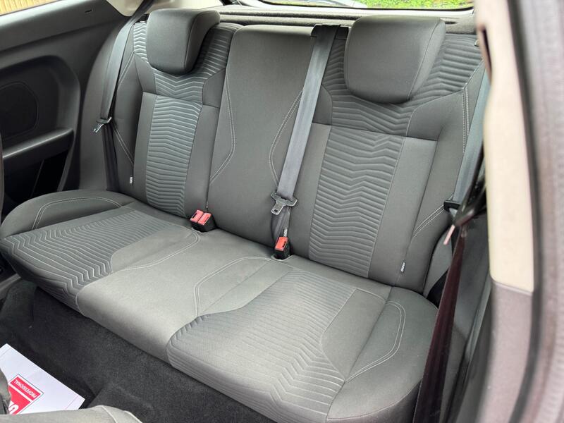 FORD FIESTA 1.25 Zetec Euro 5 3dr 2015