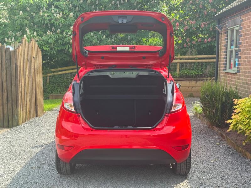FORD FIESTA 1.25 Zetec Euro 5 3dr 2015