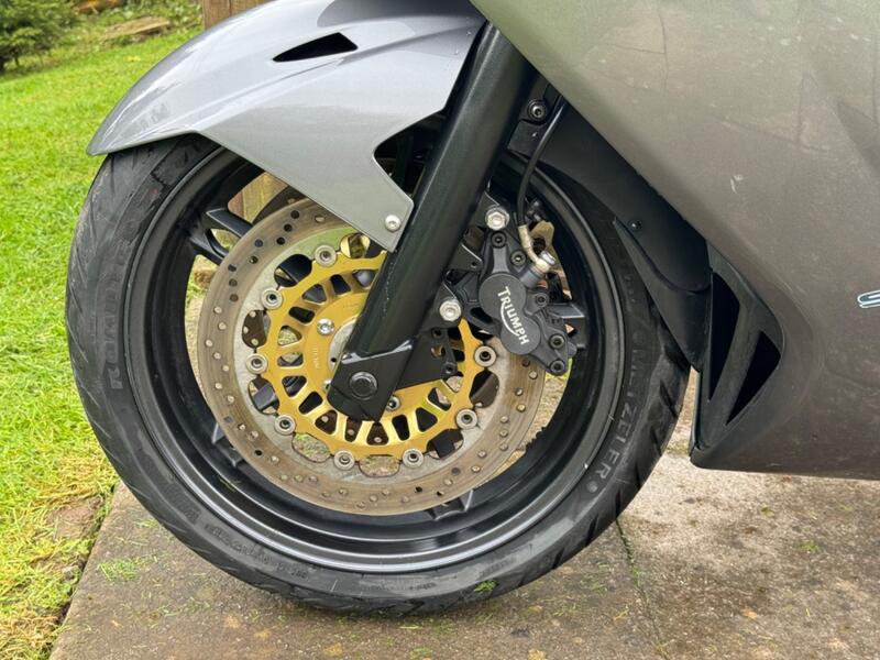 TRIUMPH SPRINT ST 1050 ST 2008