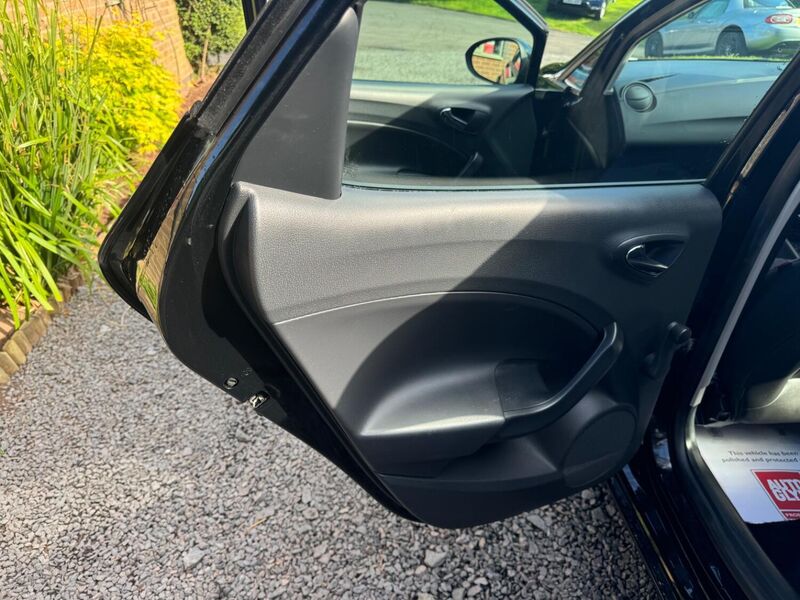 SEAT IBIZA 1.6 TDI CR FR Euro 5 5dr 2014