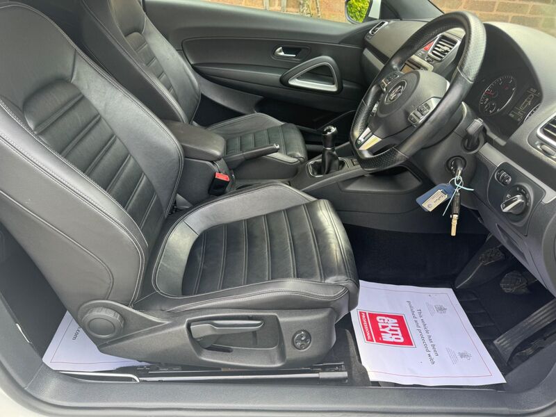 VOLKSWAGEN SCIROCCO 2.0 TDI BlueMotion Tech GT Euro 5 (s/s) 3dr (Leather, Nav) 2013