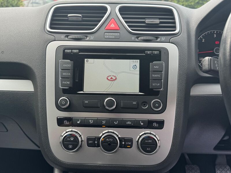 VOLKSWAGEN SCIROCCO 2.0 TDI BlueMotion Tech GT Euro 5 (s/s) 3dr (Leather, Nav) 2013