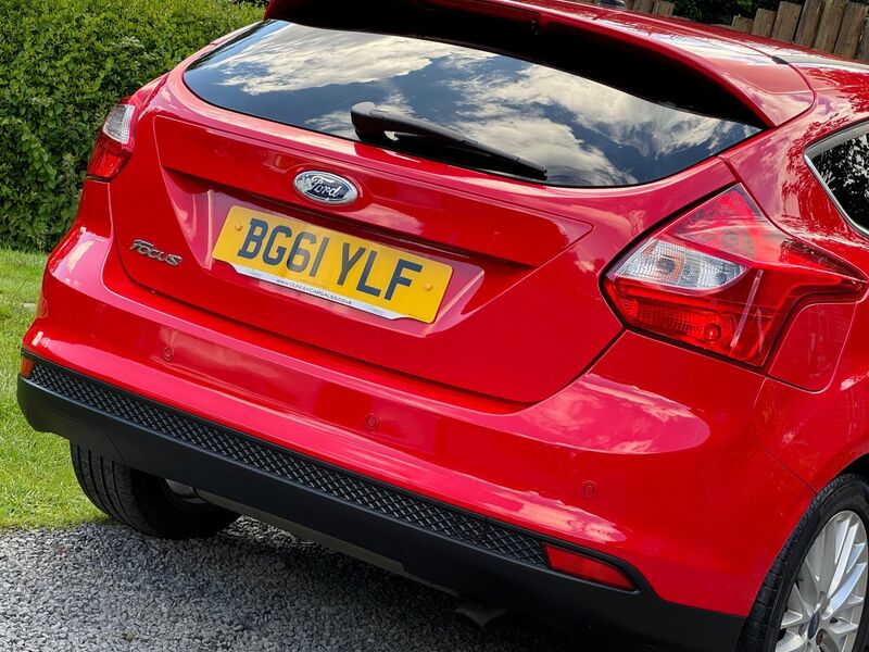 FORD FOCUS 1.6 Zetec Euro 5 5dr 2012