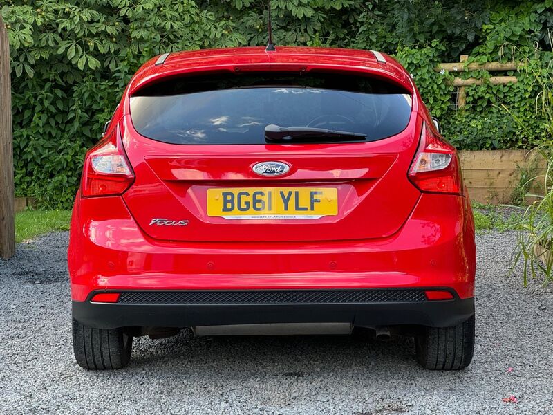 FORD FOCUS 1.6 Zetec Euro 5 5dr 2012