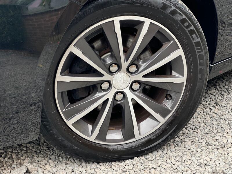 PEUGEOT 308 1.6 BlueHDi Allure Euro 6 (s/s) 5dr 2015