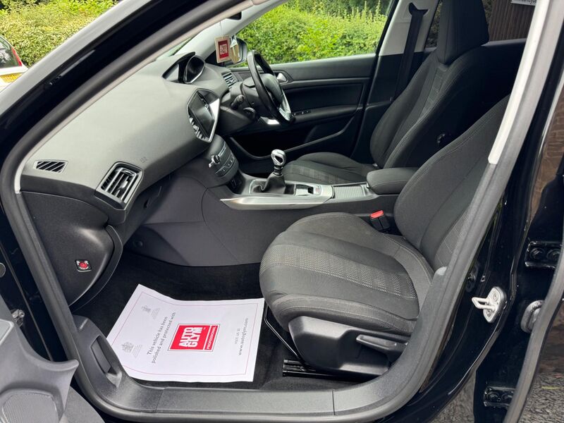 PEUGEOT 308 1.6 BlueHDi Allure Euro 6 (s/s) 5dr 2015